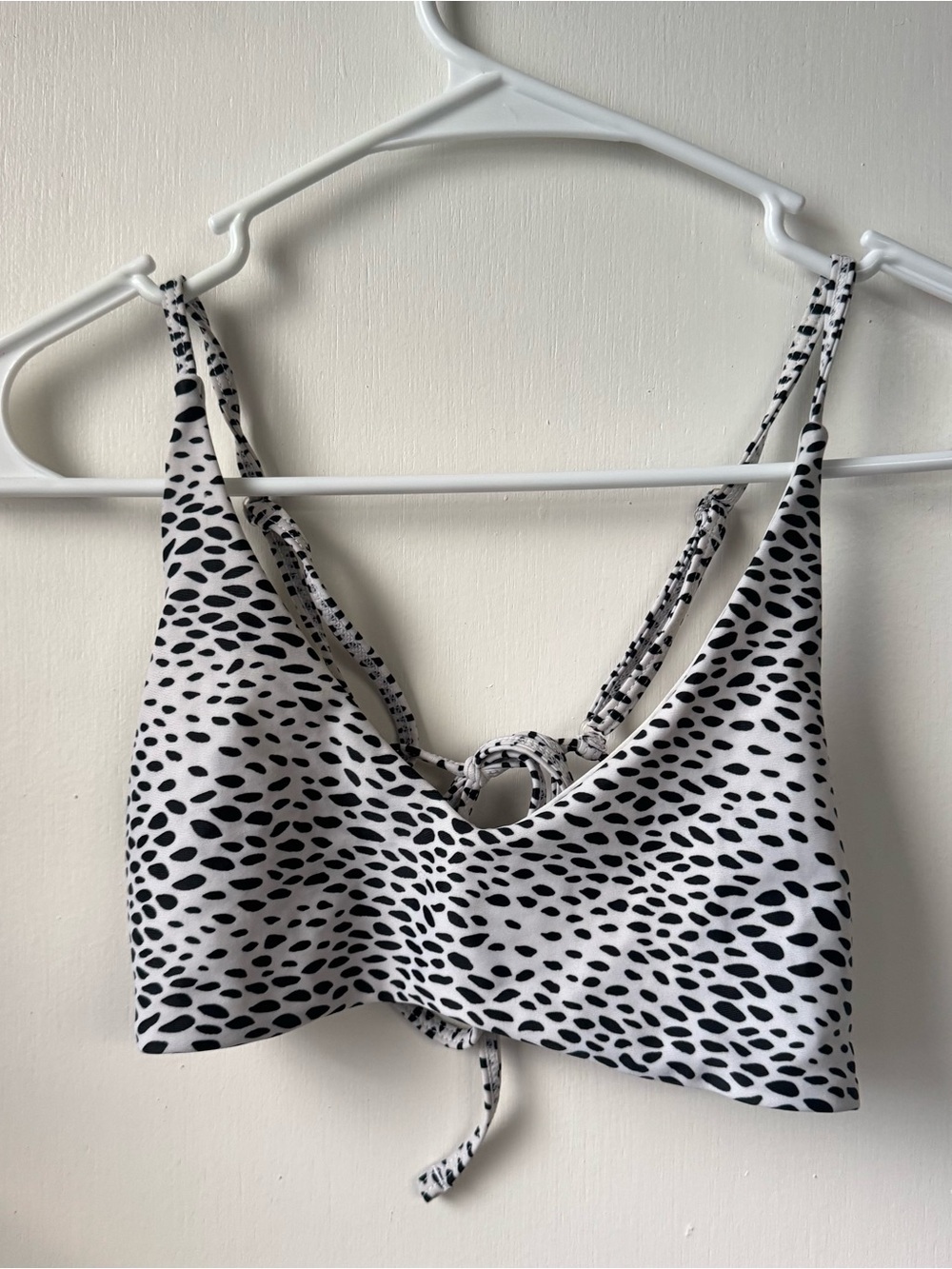 Dalmatian style bikini top size small- super comfortable!